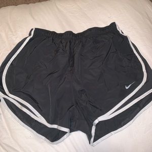 dark grey nike shorts